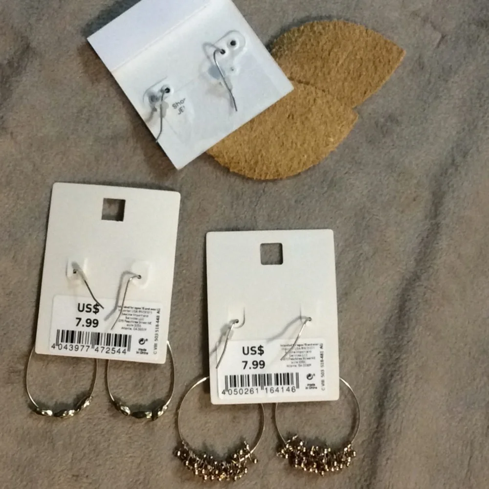 Earrings dangling style bundle of 3 NWT